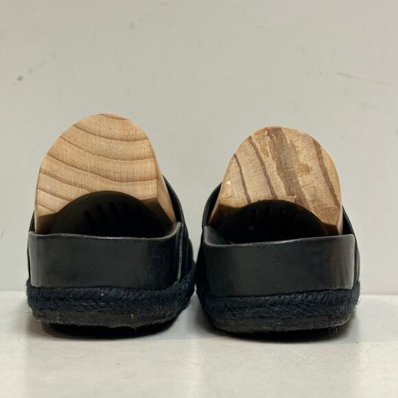 EUC Yuketen Ojaian Slide in Black Calf Sandal Made in Mexico EU 38 M 5.5 W 7.5 main image 2